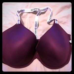 Victoria secret demi lightly lined bra. 38DDD